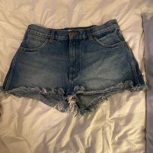 Wrangler Dark Denim Frayed Hem Women Shorts